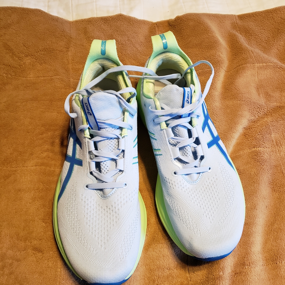Asics Gel-Nimbus Light Blue and Lime Green Running/Athletic Shoes - Picture 2 of 3